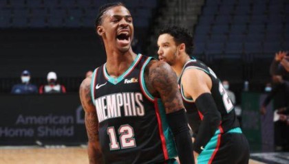 APP下载-休战18天火速回归 活力莫兰特助灰熊开启抢分之旅