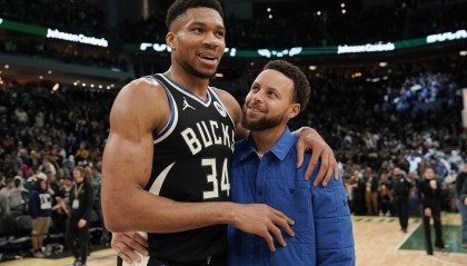 模拟器试玩-勇士报价四首轮！可库里即将38&amp;科尔合同年 字母哥愿意去勇士吗？