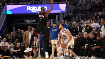 开云体育-相约服下回春丹？詹姆斯&amp;库里&amp;杜兰特&amp;哈登&amp;小卡 今日同时闪光